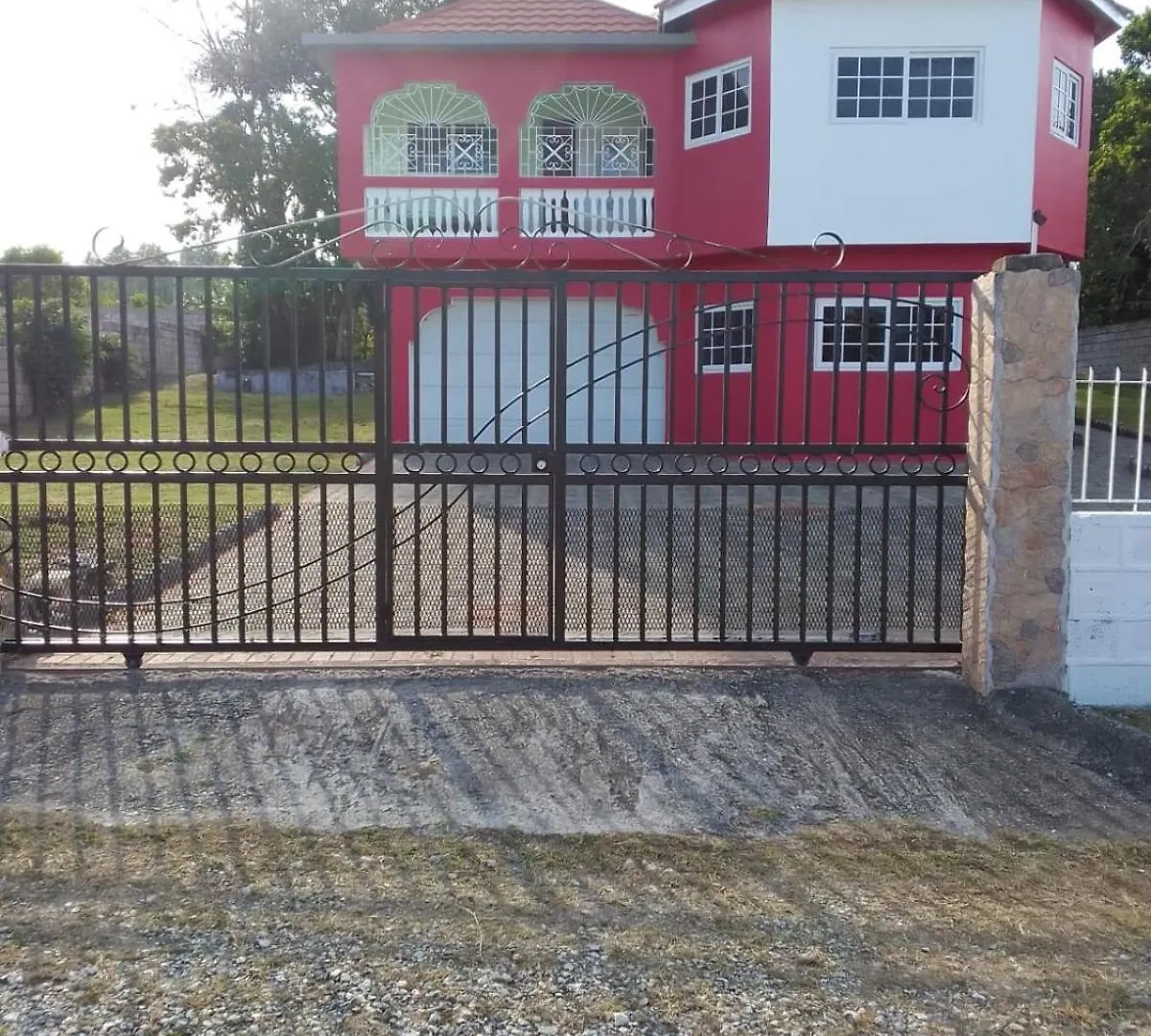 Cozy Villa- 4 Bedroom St Ann Saint Ann's Bay
