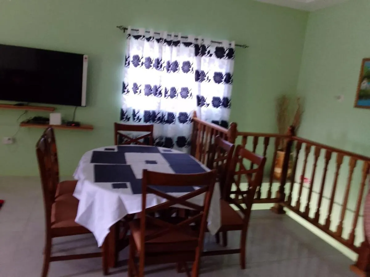 Cozy Villa- 4 Bedroom St Ann Saint Ann's Bay Jamaica